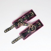 Черные кожаные наручники с розовой строчкой - Crazy Handmade - купить с доставкой в Брянске