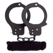 Чёрные наручники из листового металла в комплекте с веревкой BONDX METAL CUFFS LOVE ROPE SET - Dream Toys - купить с доставкой в Брянске